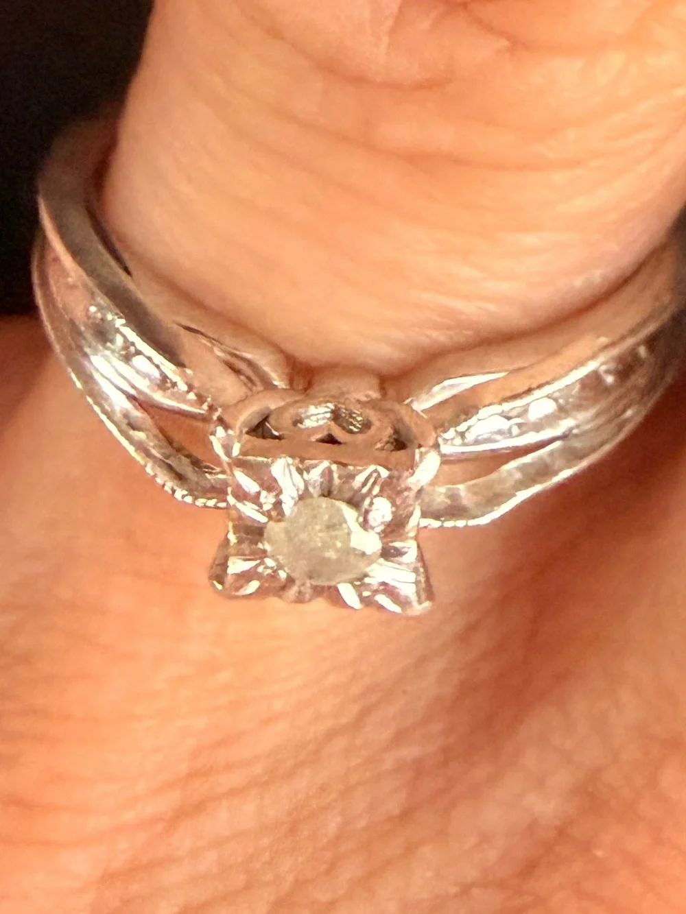 Vintage Diamond Engagement Ring Sz7